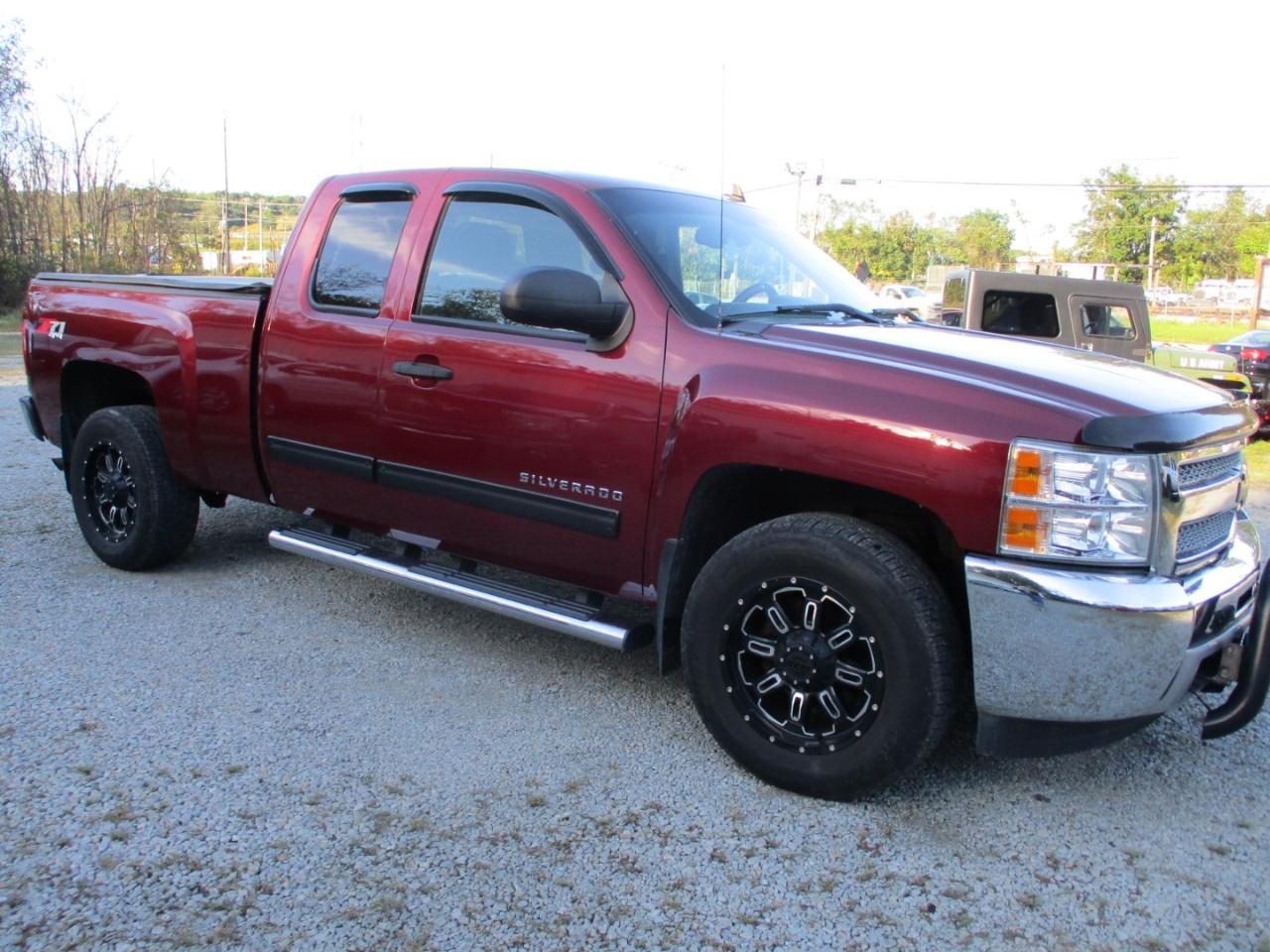 Chevrolet Silverado 1500 4WD Ext Cab 143.5" LT 2013