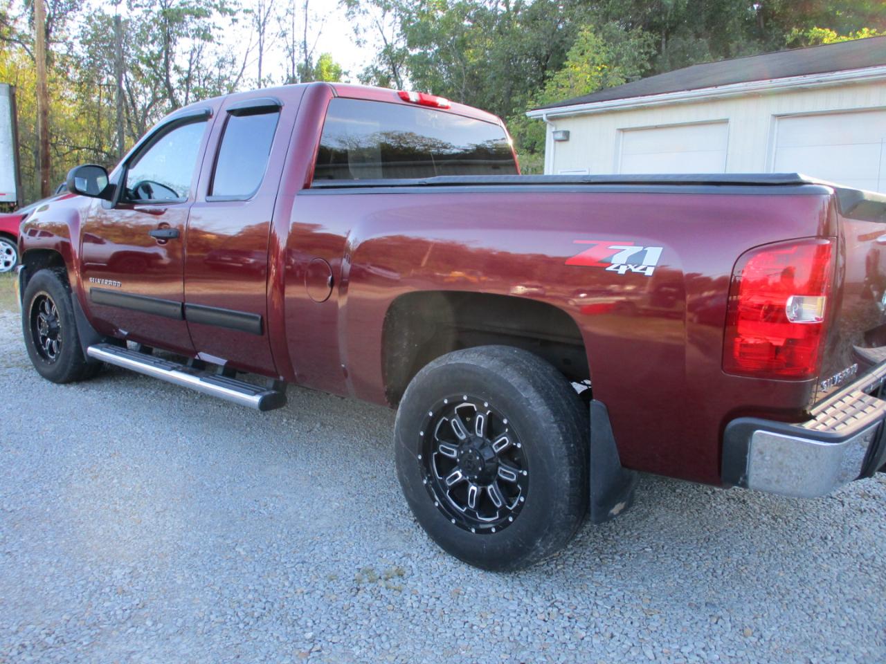 Chevrolet Silverado 1500 4WD Ext Cab 143.5" LT 2013