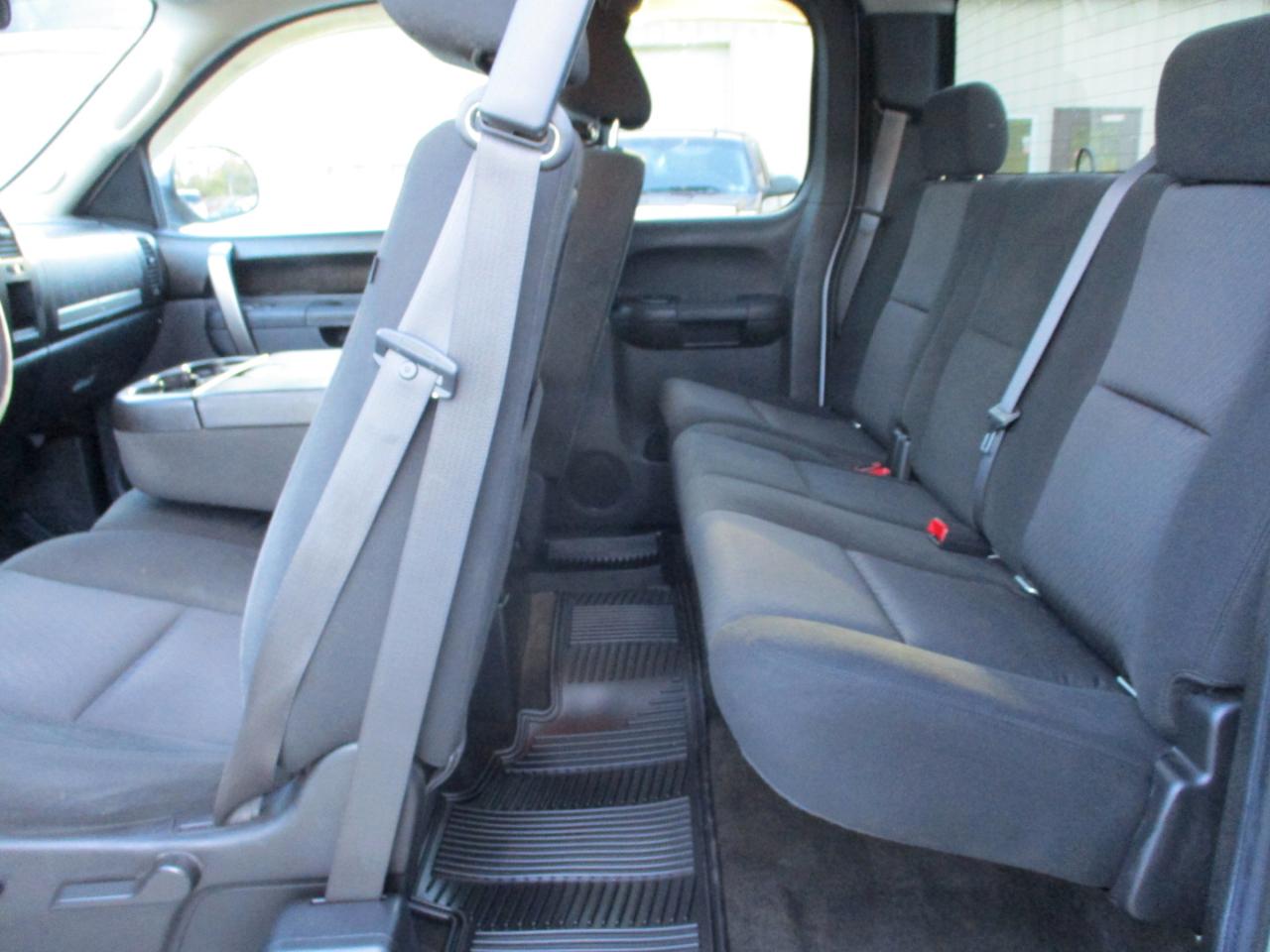 GMC Sierra 1500 4WD Ext Cab 143.5" SLE 2011