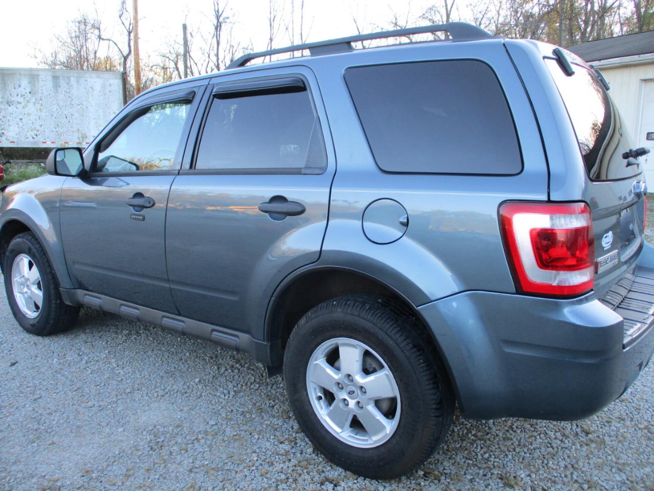 Ford Escape 4WD 4dr XLT 2012