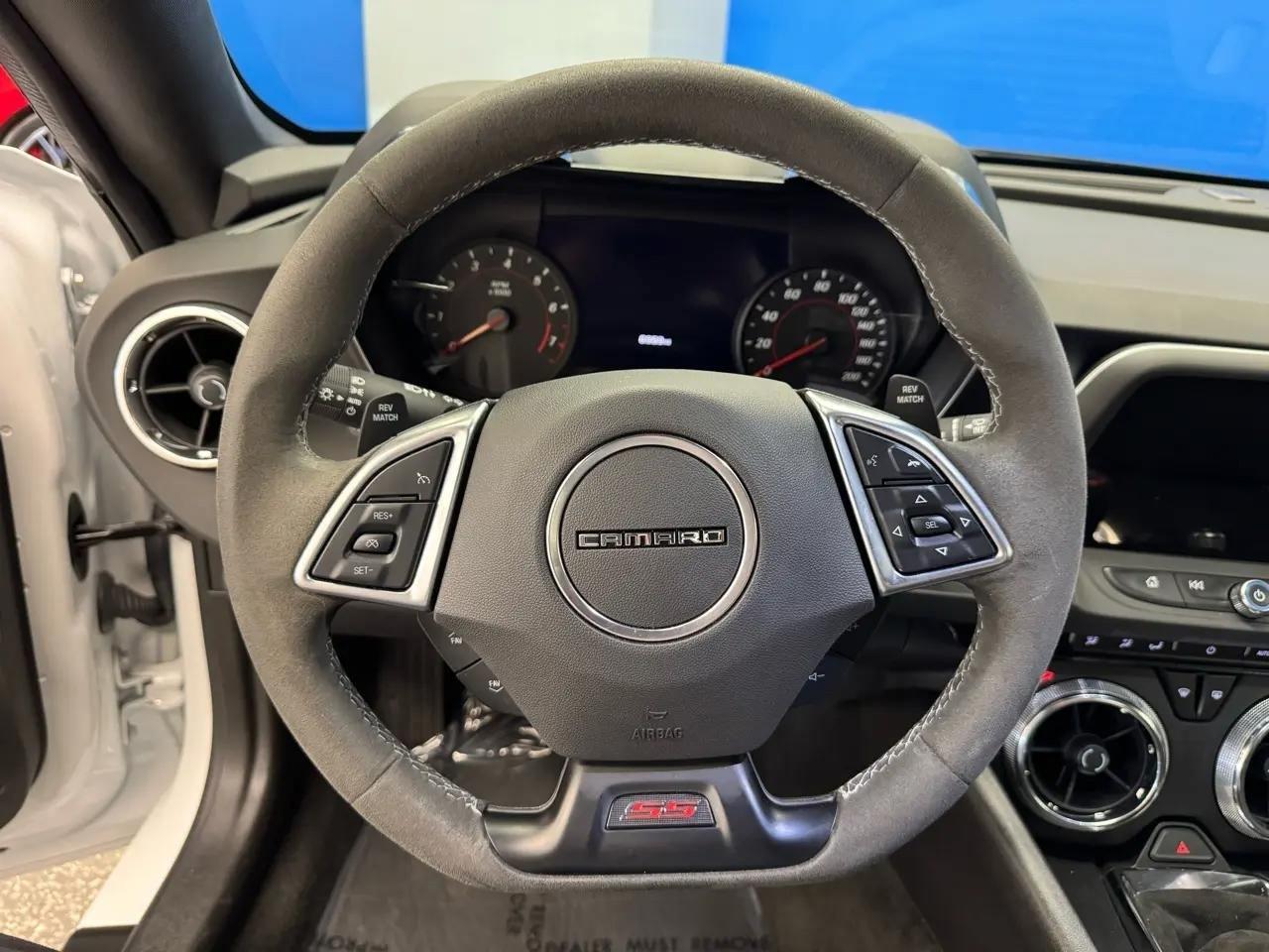Chevrolet Camaro 2dr Cpe 1SS 2019