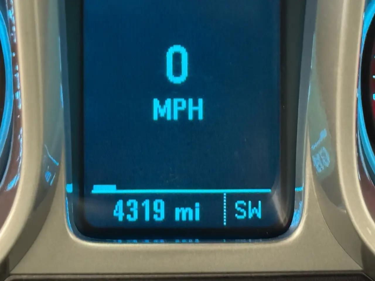 Chevrolet Camaro 2dr Cpe SS w/2SS 2013