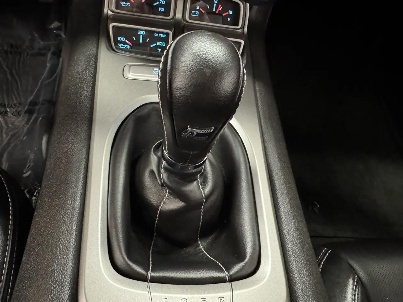 Chevrolet Camaro 2dr Cpe SS w/2SS 2013