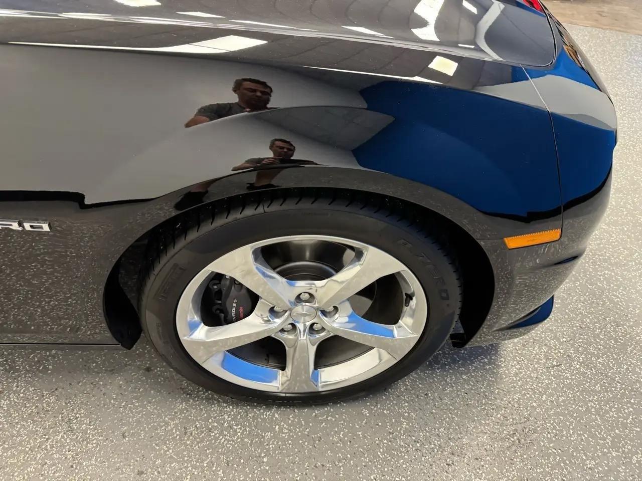 Chevrolet Camaro 2dr Cpe SS w/2SS 2013