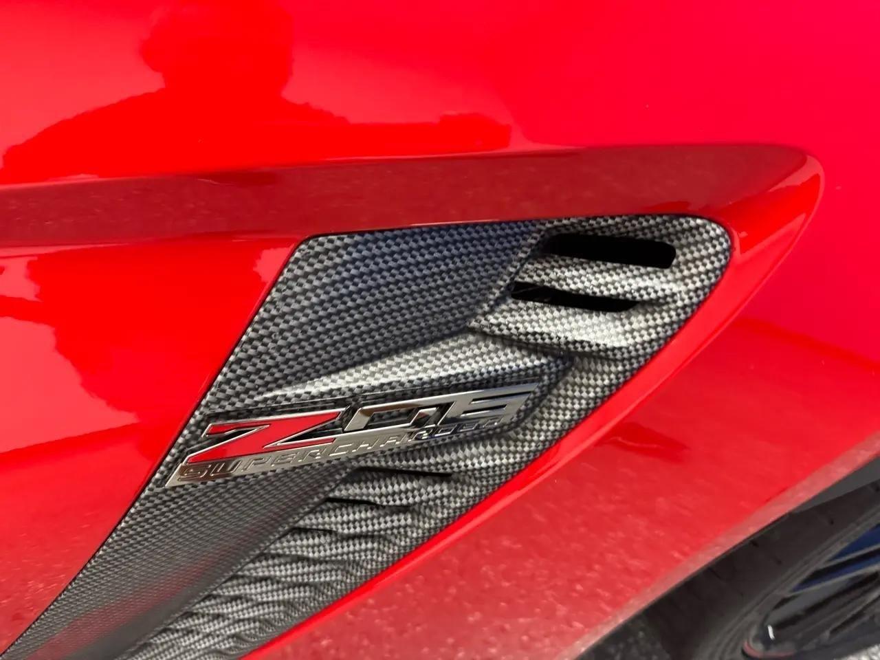 Chevrolet Corvette 2dr Z06 Conv w/3LZ 2015