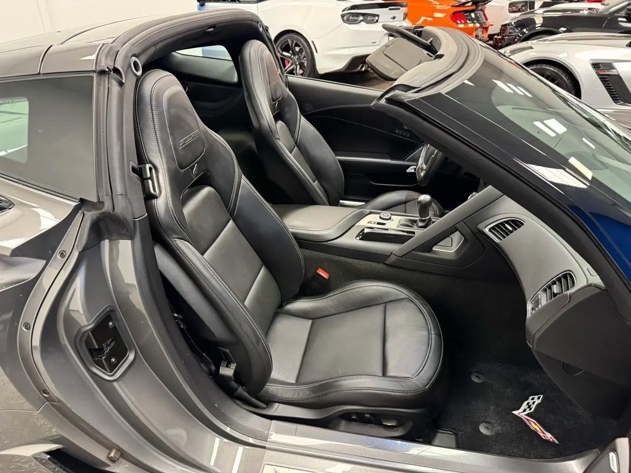 Chevrolet Corvette 2dr Z06 Cpe w/2LZ 2015