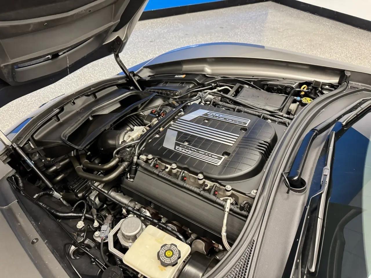 Chevrolet Corvette 2dr Z06 Cpe w/2LZ 2015