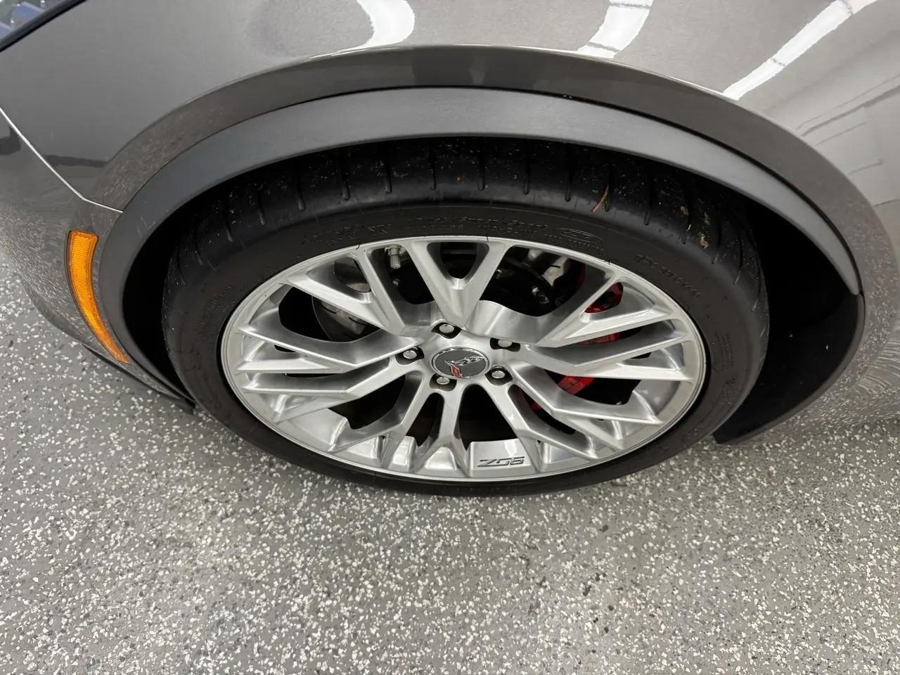 Chevrolet Corvette 2dr Z06 Cpe w/2LZ 2015