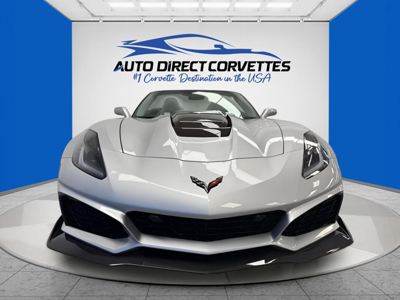 2019 Chevrolet Corvette 3ZR - Photo 2
