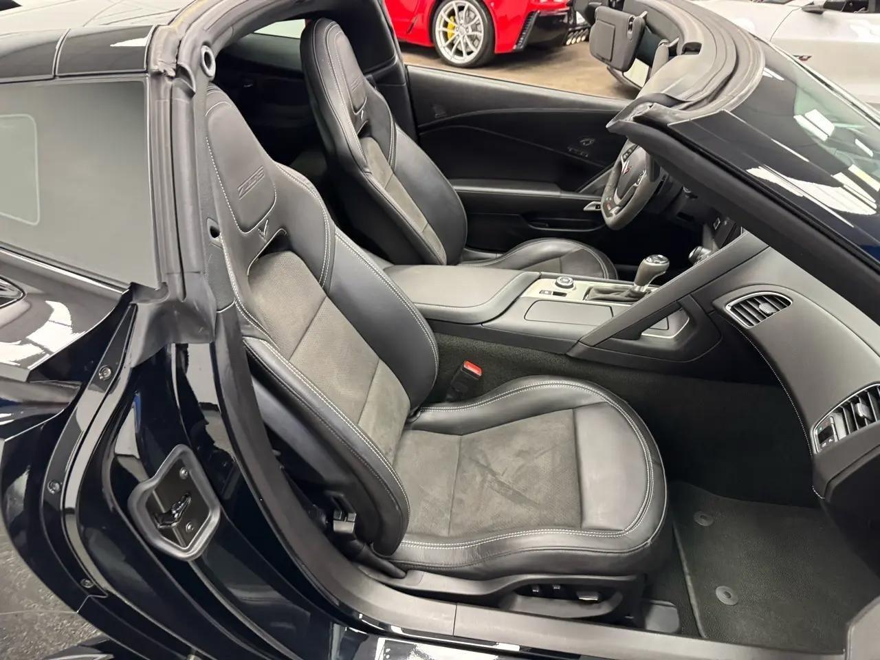 Chevrolet Corvette 2dr Z06 Cpe w/2LZ 2017