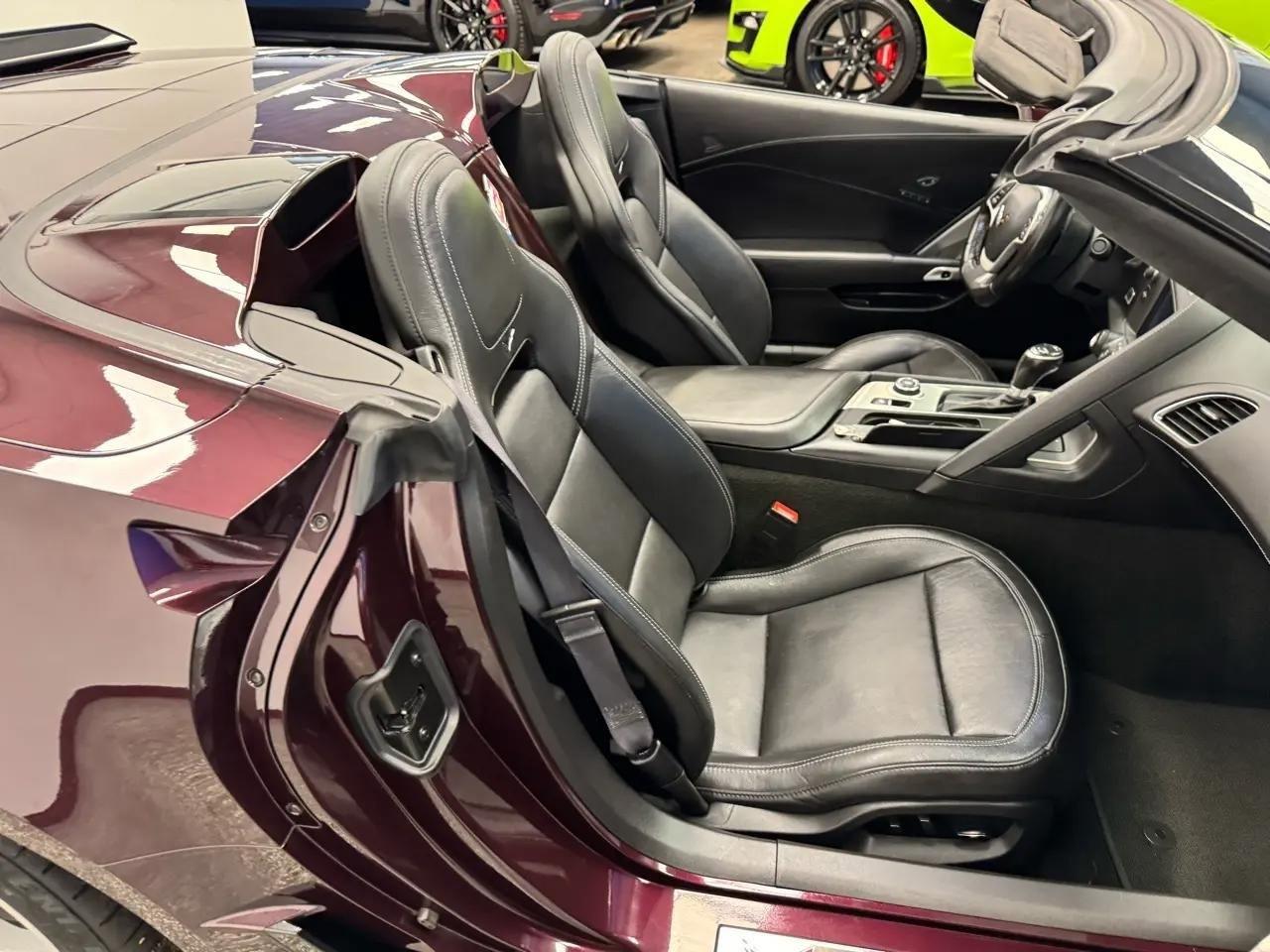 Chevrolet Corvette 2dr Grand Sport Conv w/3LT 2017