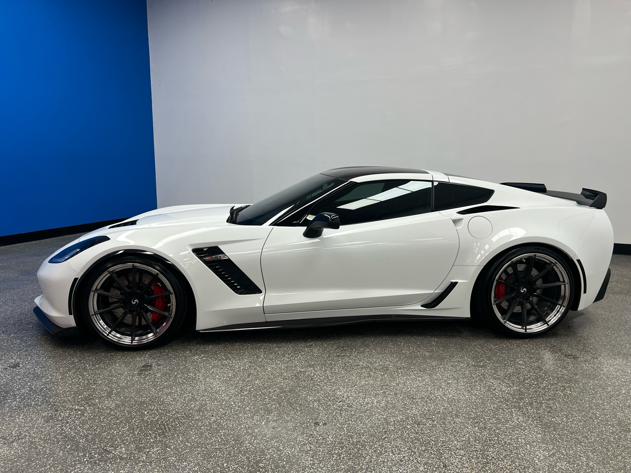 Chevrolet Corvette 2dr Z06 Cpe w/2LZ 2019