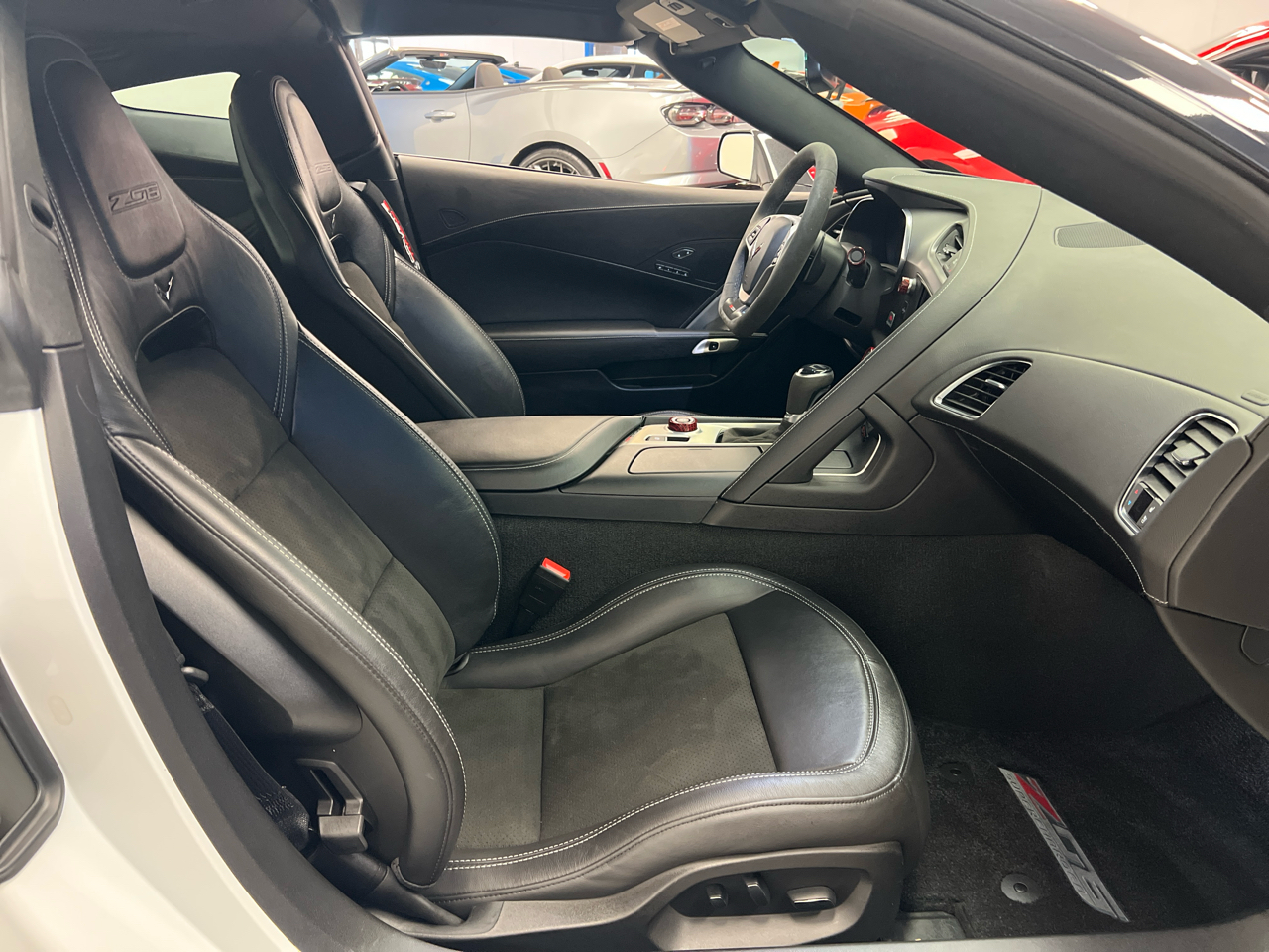 Chevrolet Corvette 2dr Z06 Cpe w/2LZ 2019