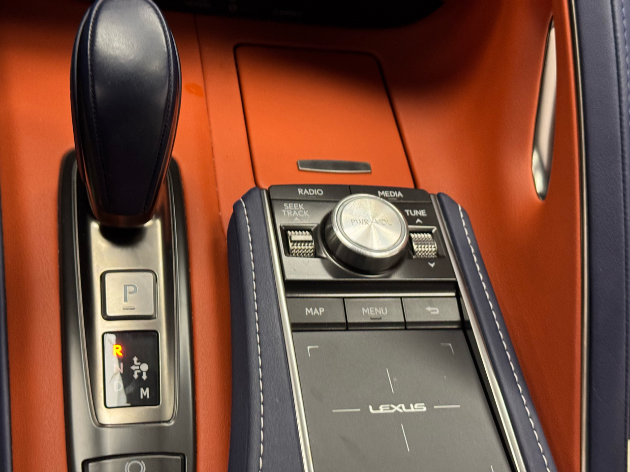 Lexus LC LC 500 RWD 2018