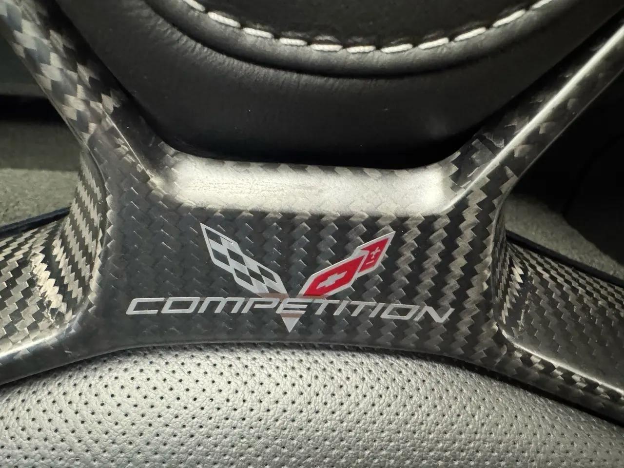 Chevrolet Corvette 2dr Z06 Cpe w/2LZ 2015