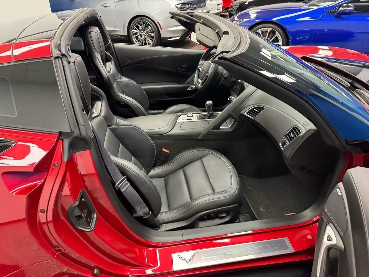 Chevrolet Corvette 2dr Z06 Cpe w/2LZ 2015