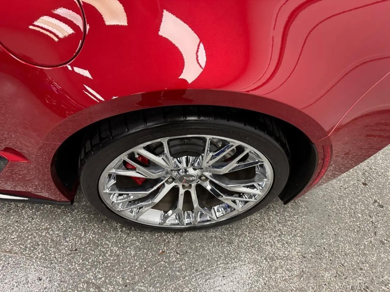 Chevrolet Corvette 2dr Z06 Cpe w/2LZ 2015