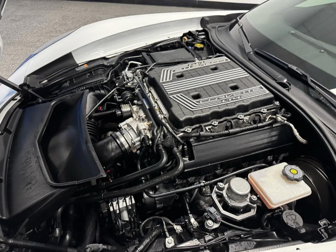 Chevrolet Corvette 2dr Z06 Conv w/2LZ 2018