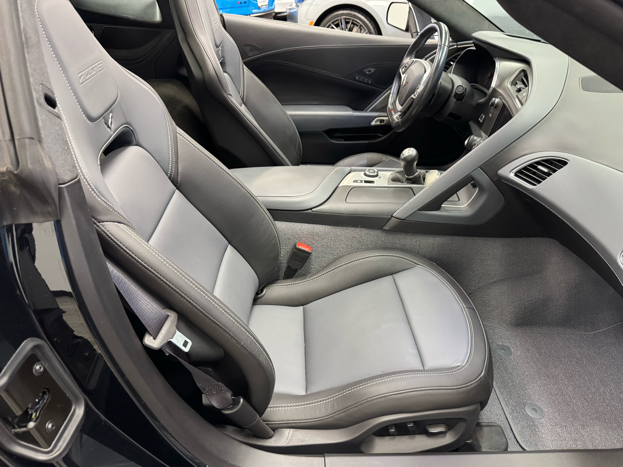 Chevrolet Corvette 2dr Z06 Cpe w/3LZ 2017