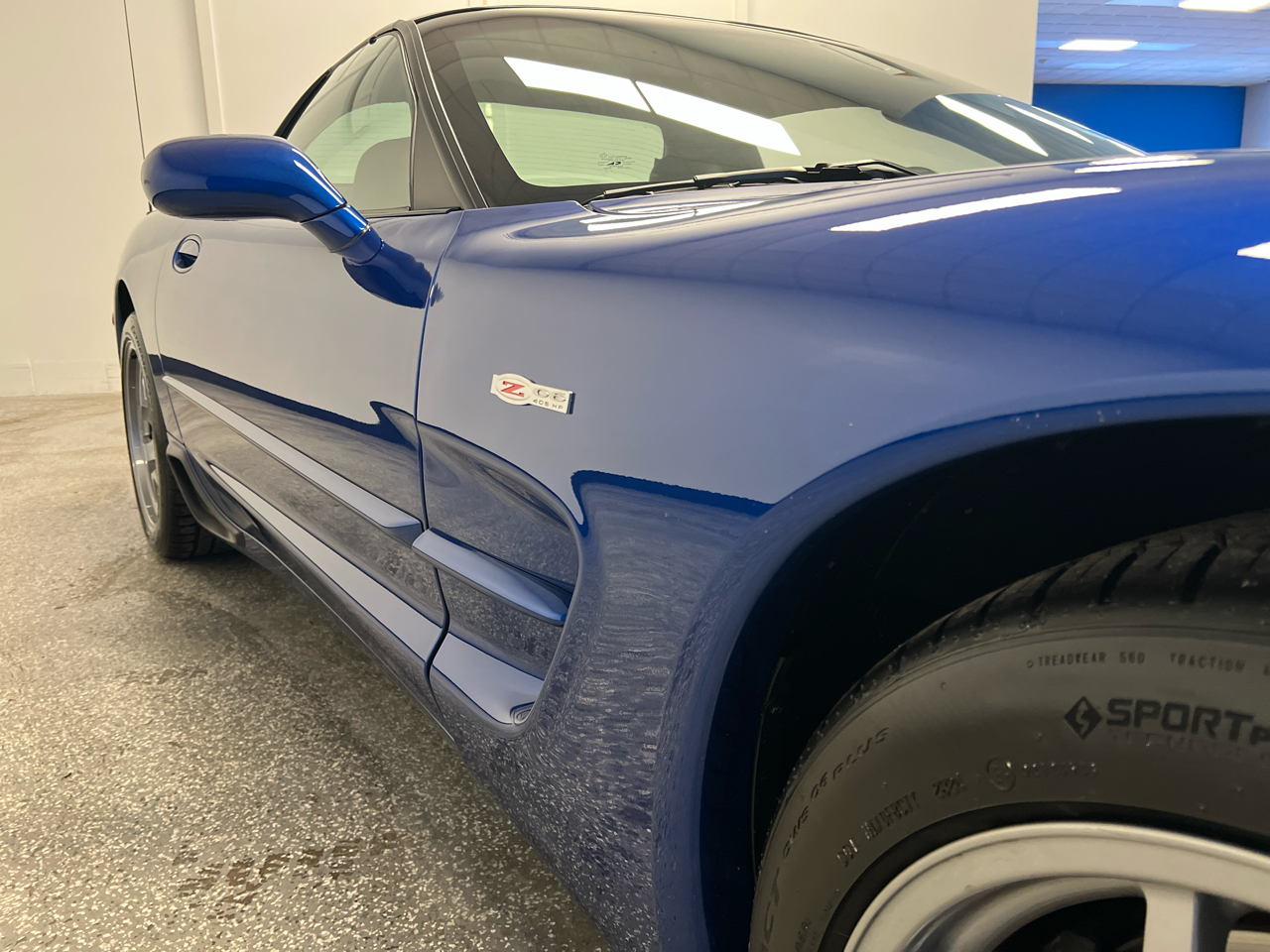 Chevrolet Corvette 2dr Z06 Hardtop 2002