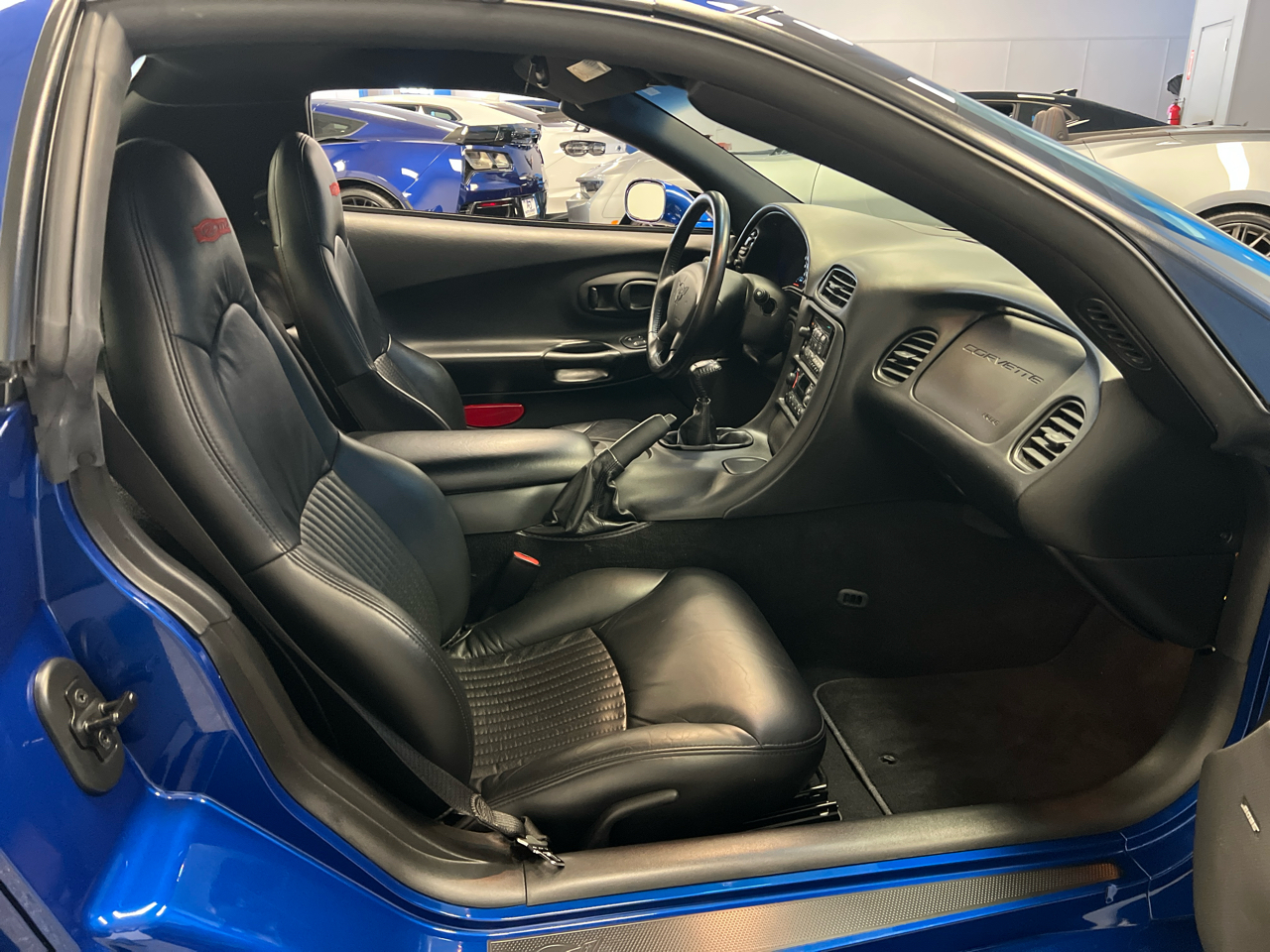 Chevrolet Corvette 2dr Z06 Hardtop 2002