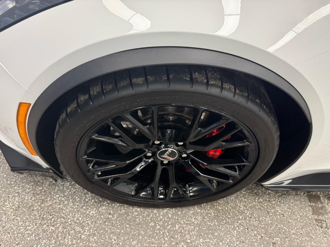 Chevrolet Corvette 2dr Z06 Cpe w/3LZ 2015