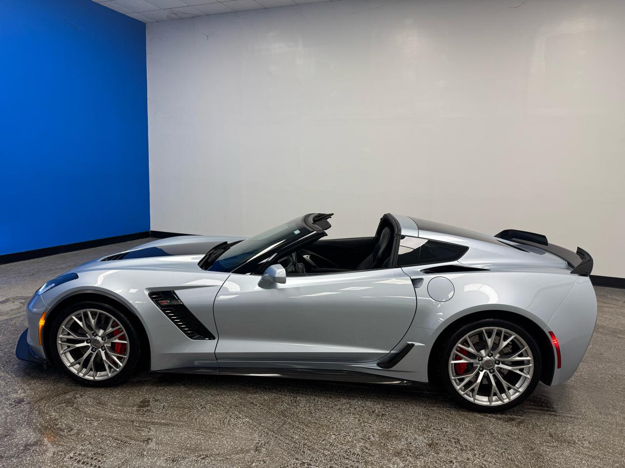 Chevrolet Corvette 2dr Z06 Cpe w/2LZ 2017