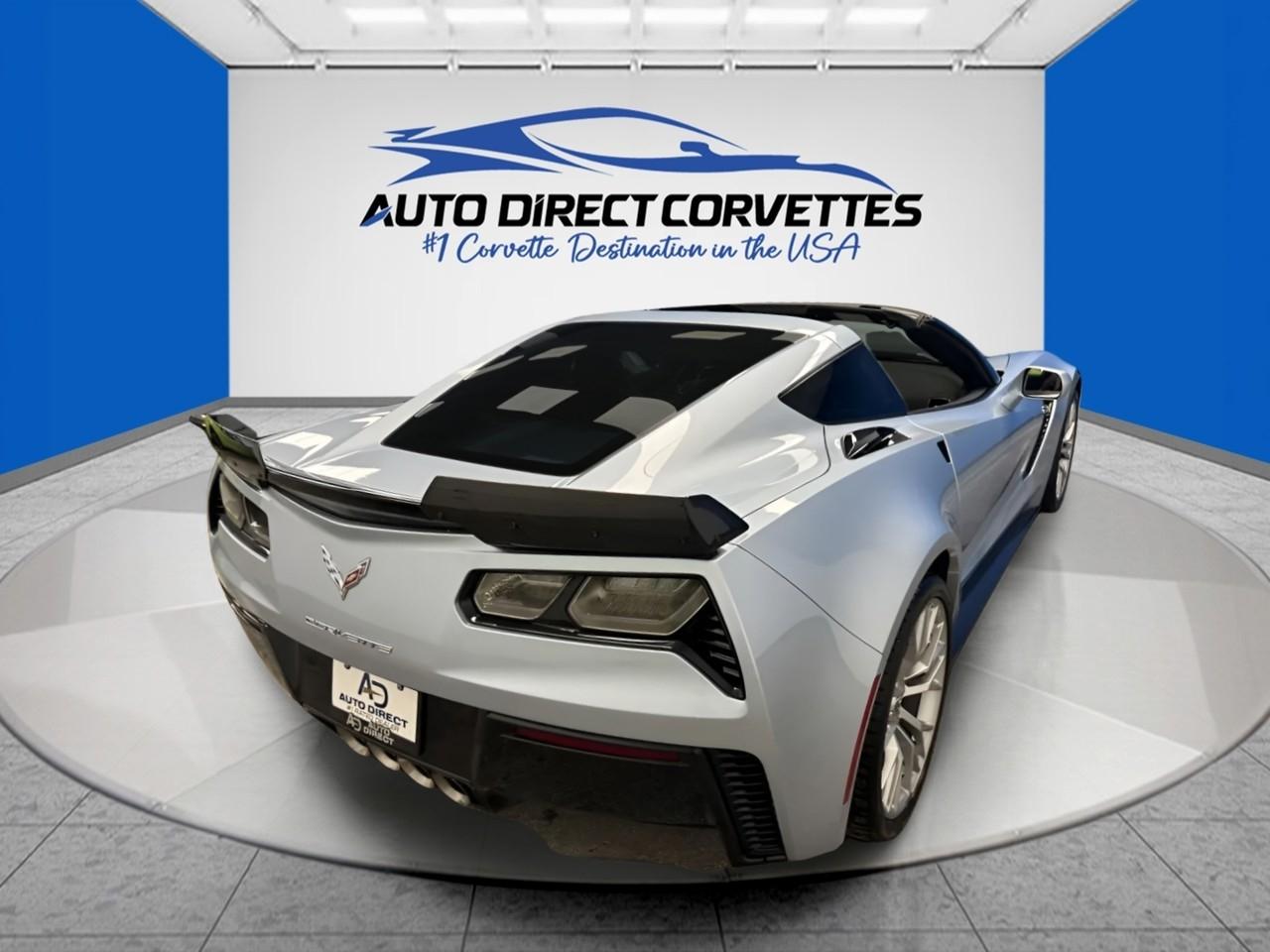 Chevrolet Corvette 2dr Z06 Cpe w/2LZ 2017
