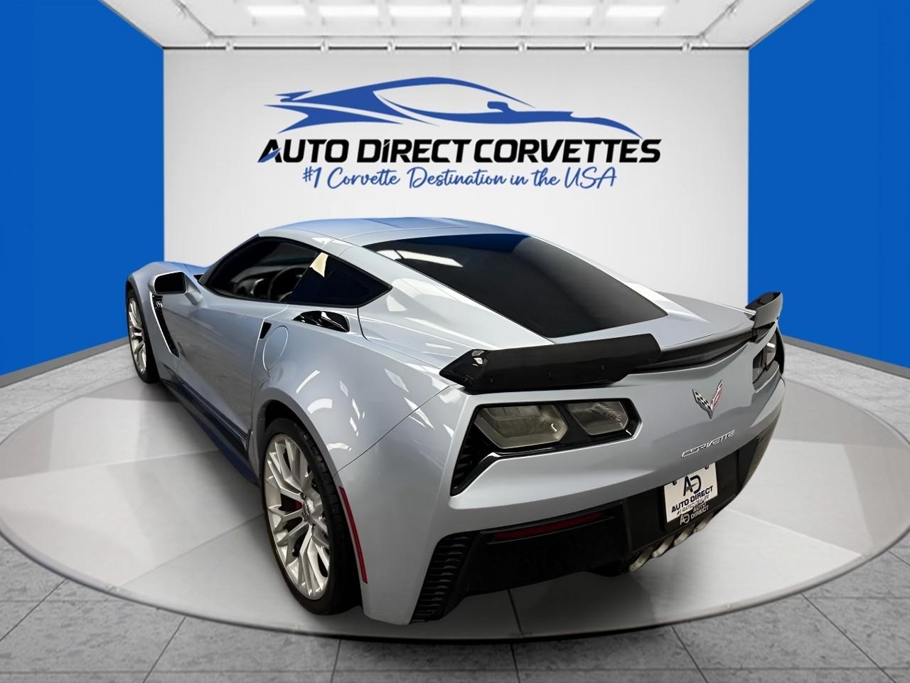 Chevrolet Corvette 2dr Z06 Cpe w/2LZ 2017