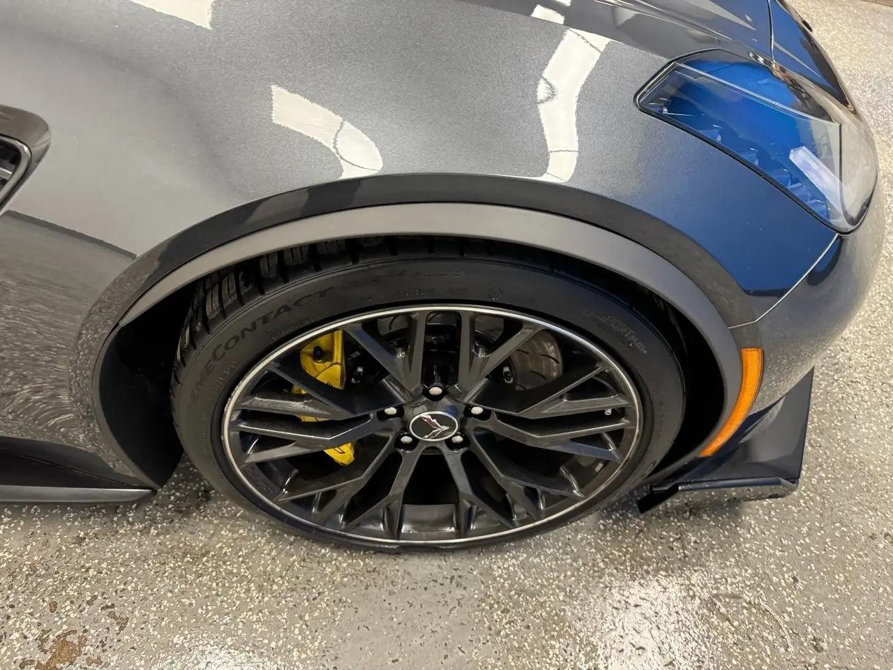 Chevrolet Corvette 2dr Z06 Cpe w/2LZ 2017