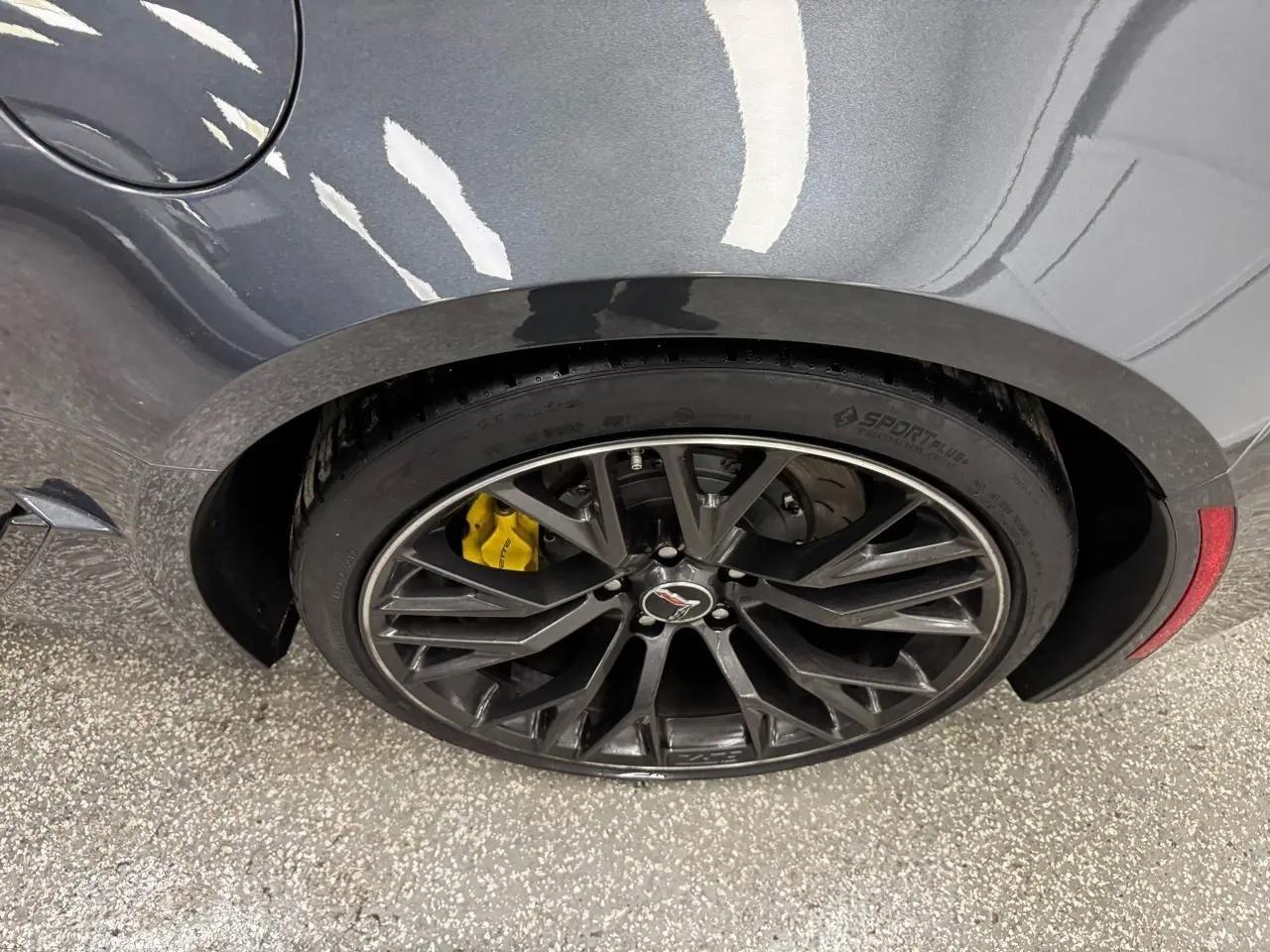 Chevrolet Corvette 2dr Z06 Cpe w/2LZ 2017