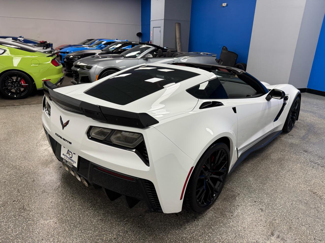 Chevrolet Corvette 2dr Z06 Cpe w/2LZ 2017