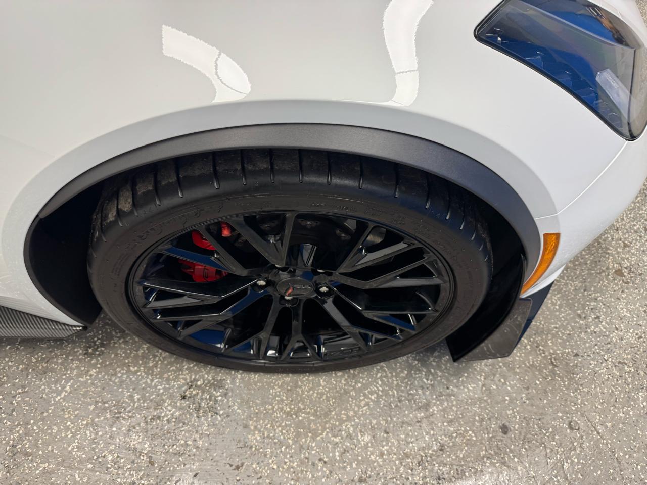 Chevrolet Corvette 2dr Z06 Cpe w/2LZ 2017