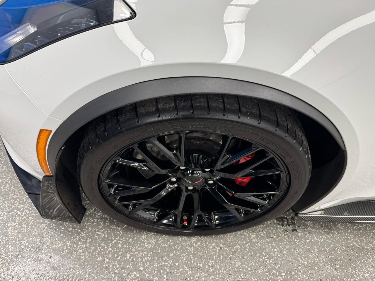 Chevrolet Corvette 2dr Z06 Cpe w/2LZ 2017