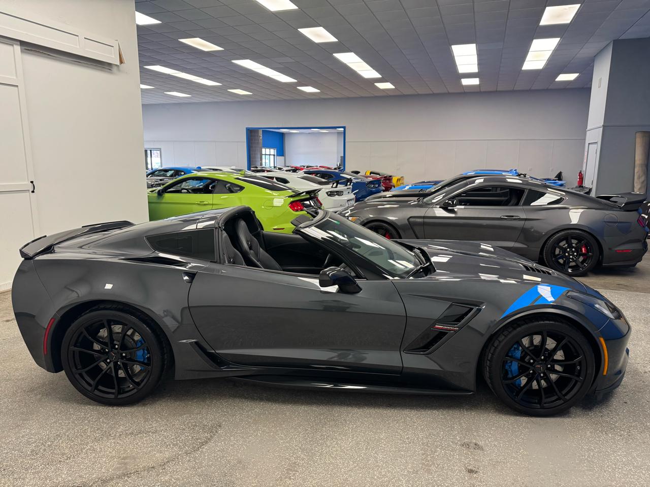 Chevrolet Corvette 2dr Grand Sport Cpe w/2LT 2017