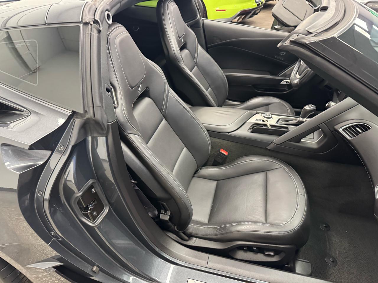 Chevrolet Corvette 2dr Grand Sport Cpe w/2LT 2017