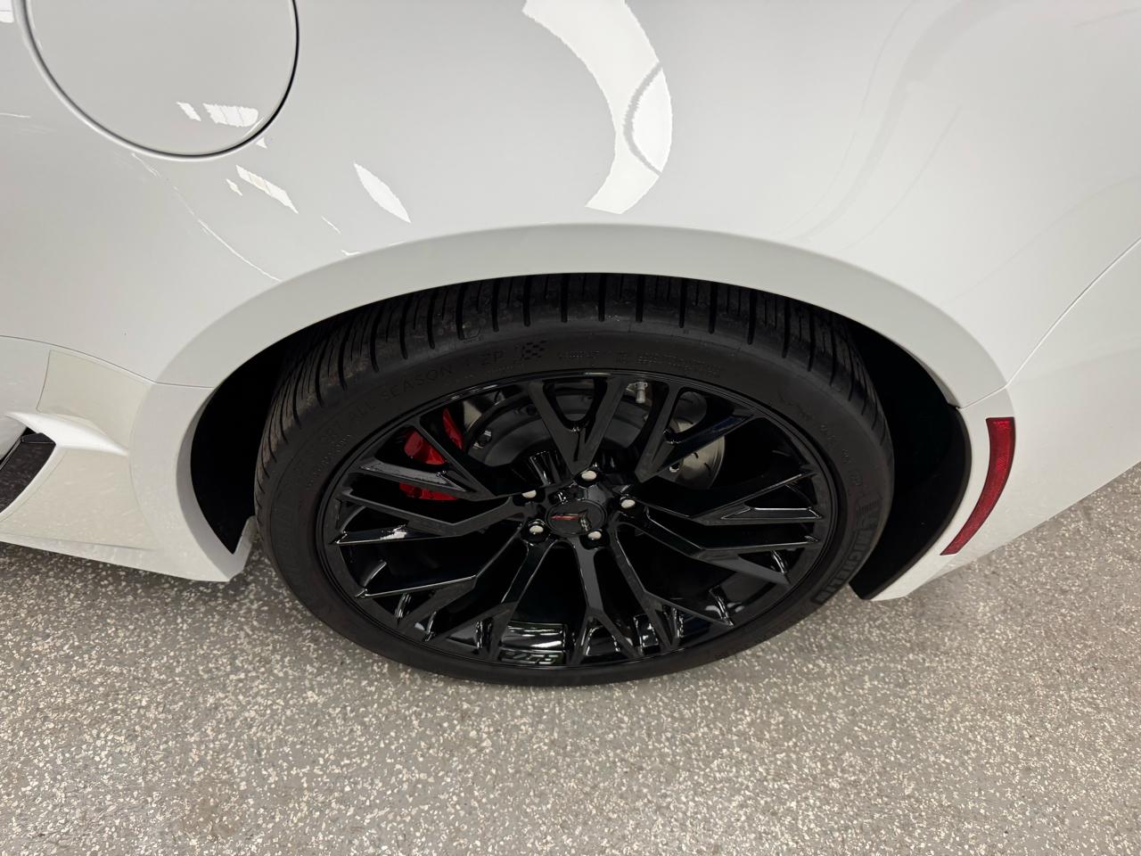 Chevrolet Corvette 2dr Z06 Cpe w/2LZ 2019