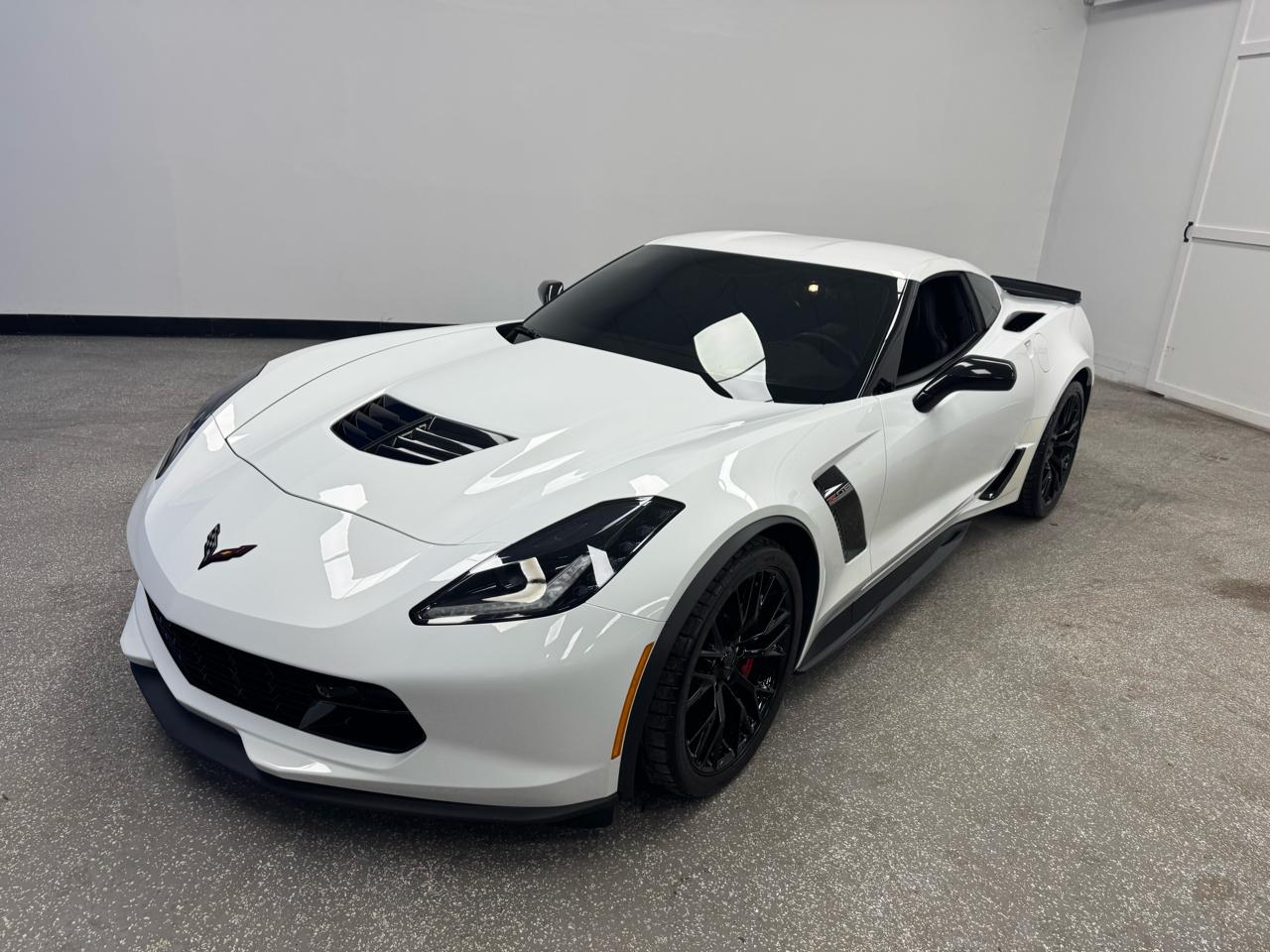 Chevrolet Corvette 2dr Z06 Cpe w/2LZ 2019