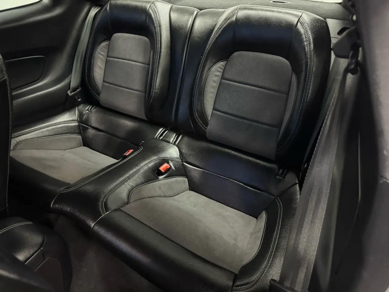 Ford Mustang  2019