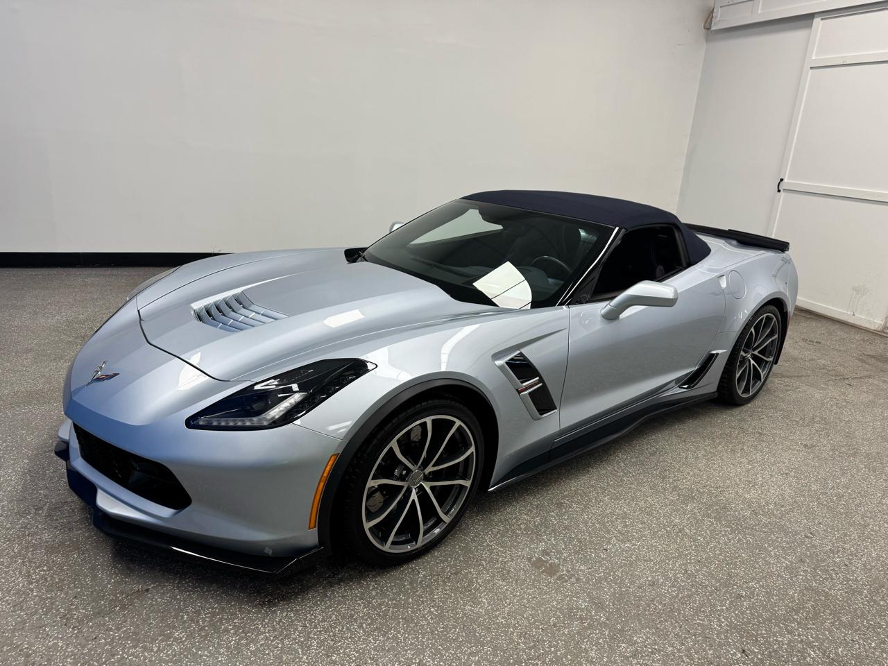 Chevrolet Corvette 2dr Grand Sport Conv w/3LT 2017
