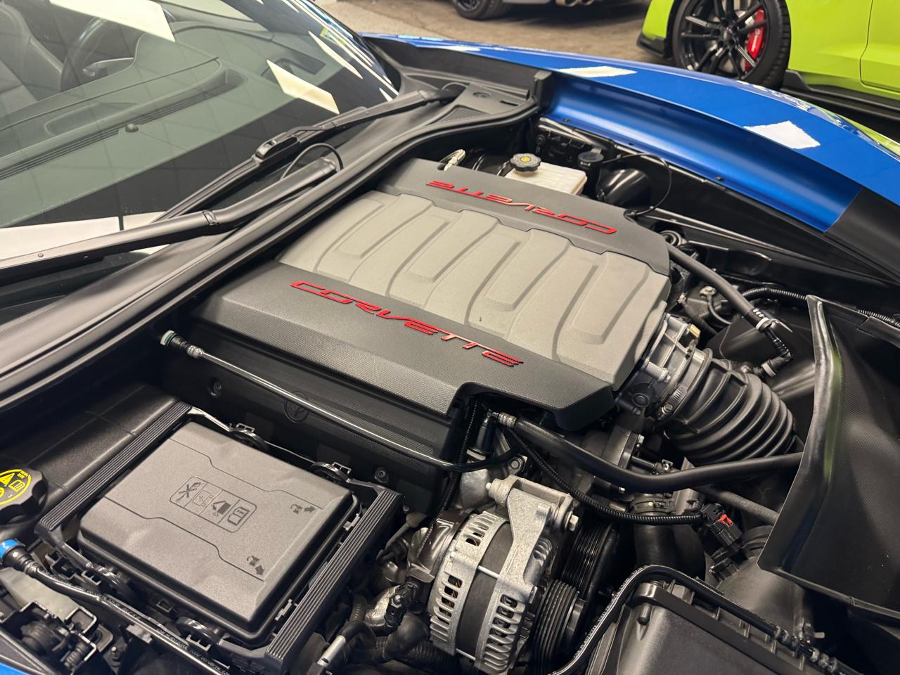 Chevrolet Corvette 2dr Stingray Cpe w/2LT 2015