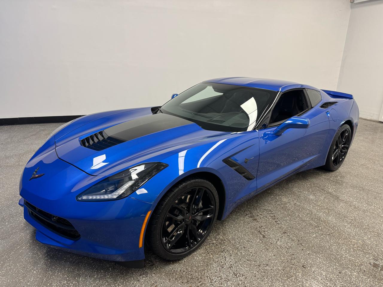 Chevrolet Corvette 2dr Stingray Cpe w/2LT 2019