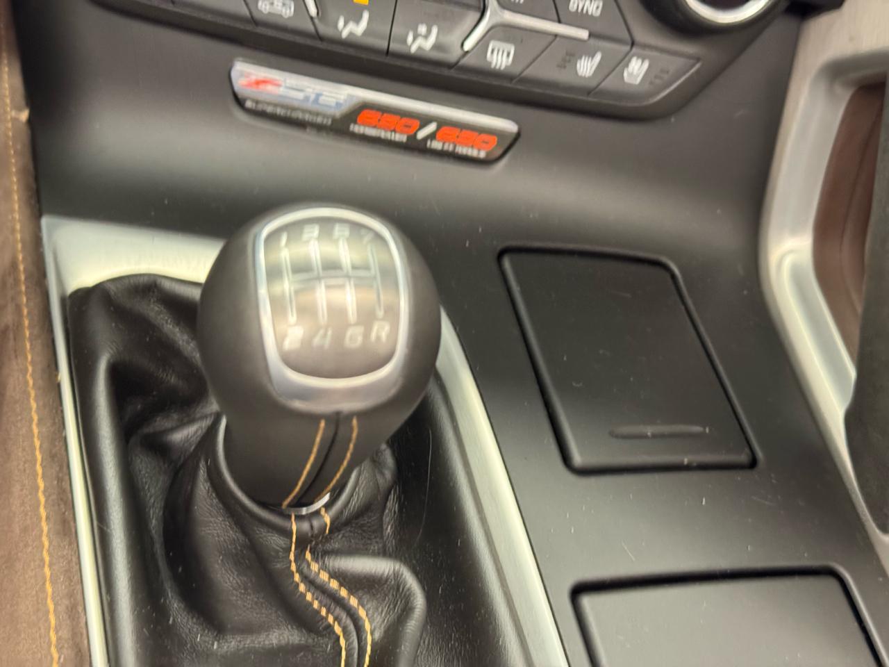 Chevrolet Corvette 2dr Z06 Cpe w/3LZ 2016