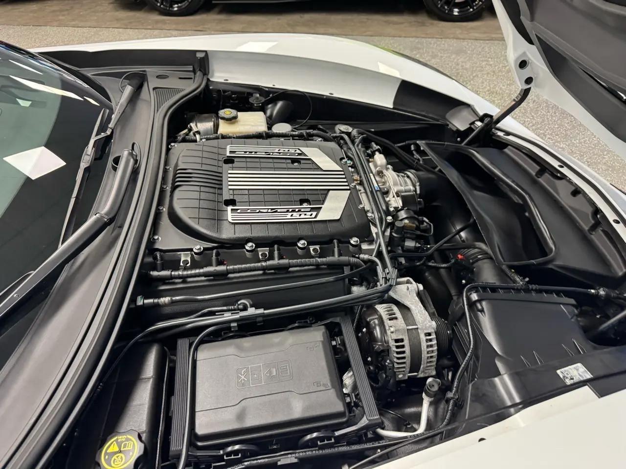 Chevrolet Corvette 2dr Z06 Conv w/3LZ 2015