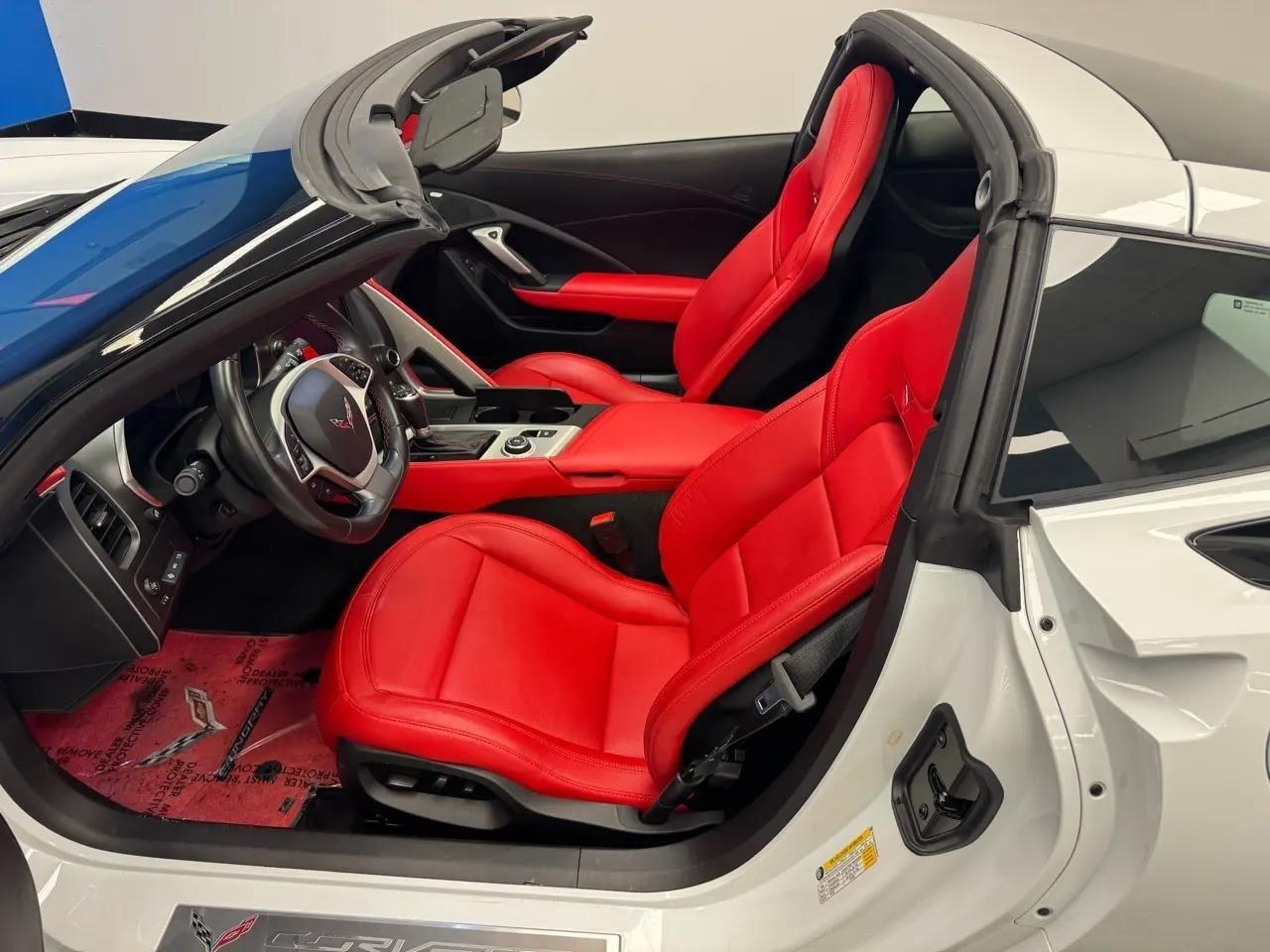 Chevrolet Corvette 2dr Stingray Cpe w/2LT 2019