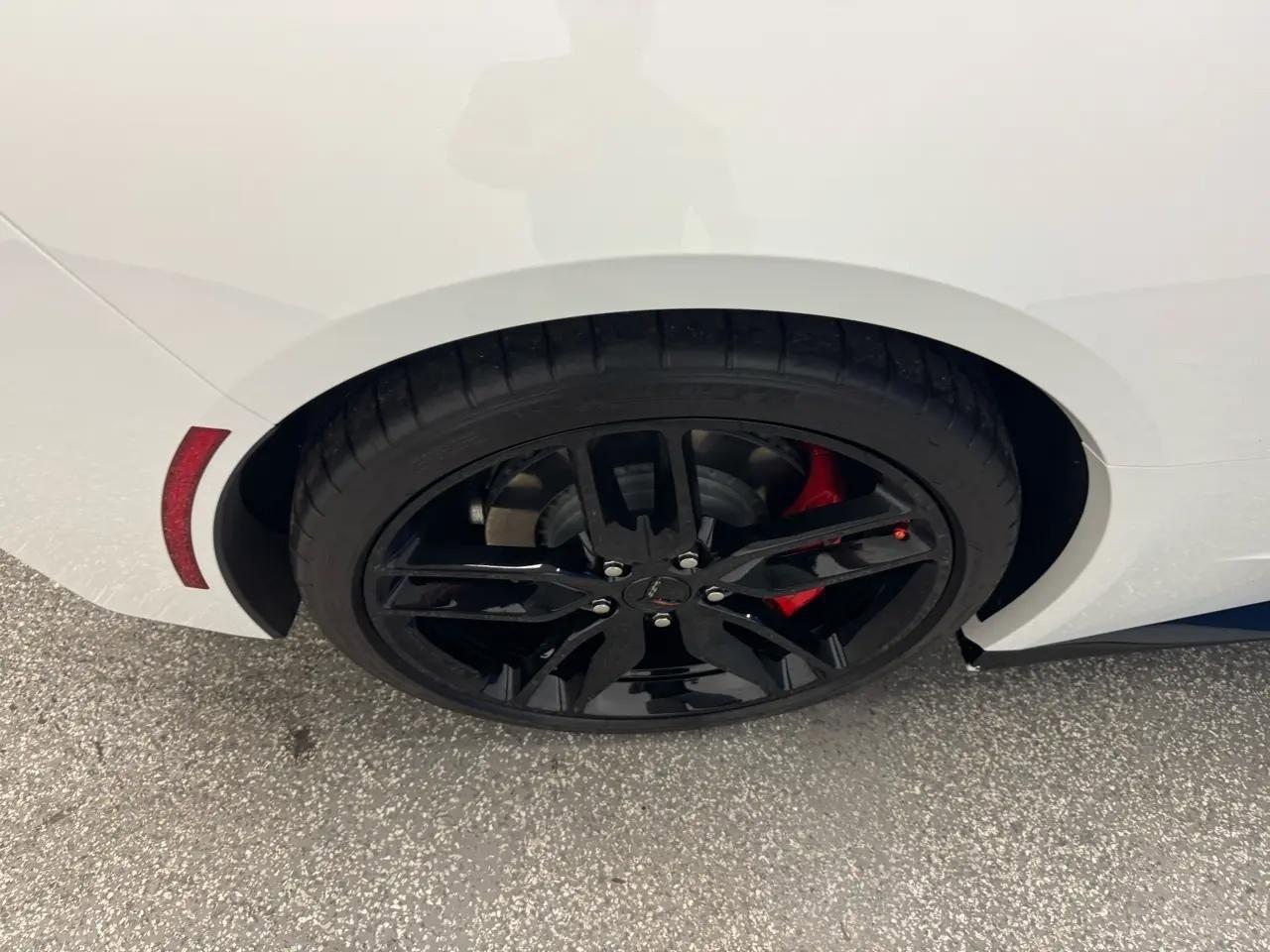 Chevrolet Corvette 2dr Stingray Cpe w/2LT 2019