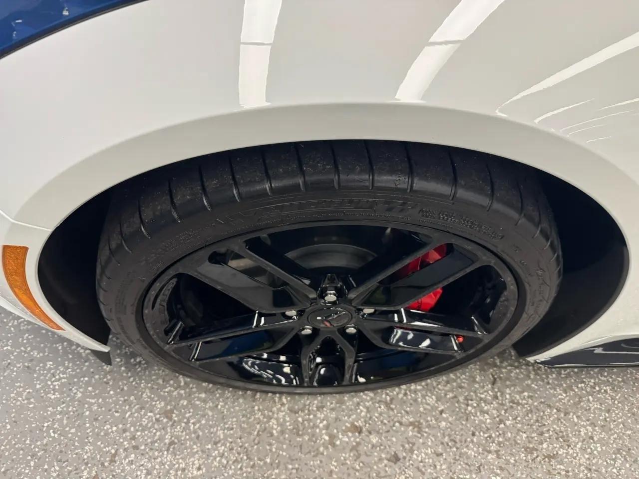 Chevrolet Corvette 2dr Stingray Cpe w/2LT 2019