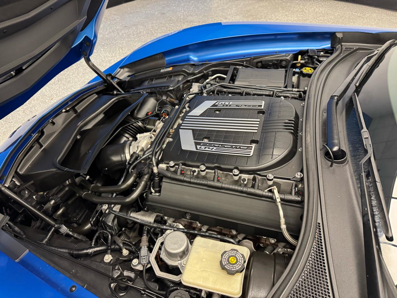 Chevrolet Corvette 2dr Z06 Cpe w/2LZ 2015