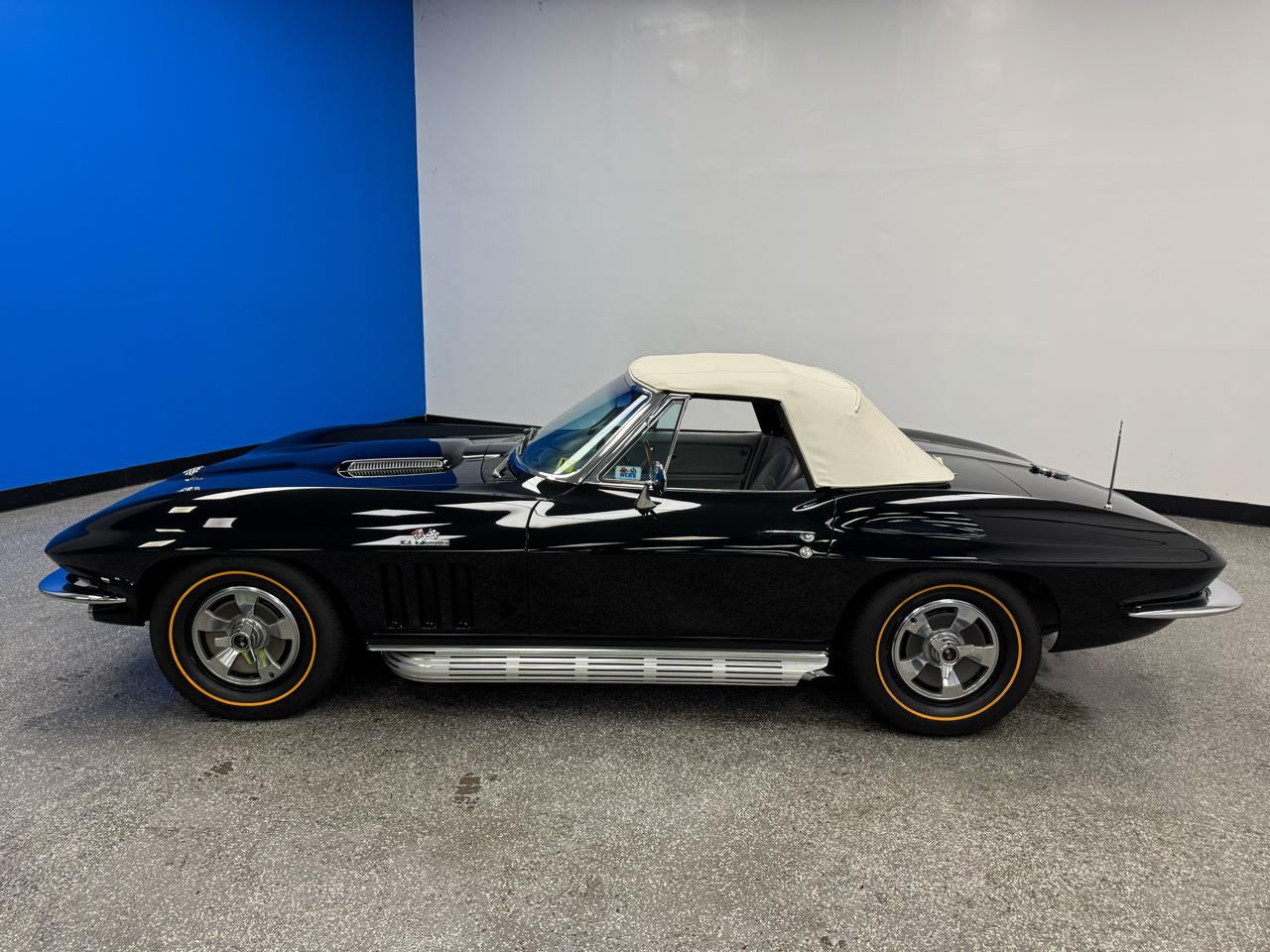 Chevrolet Corvette  1966