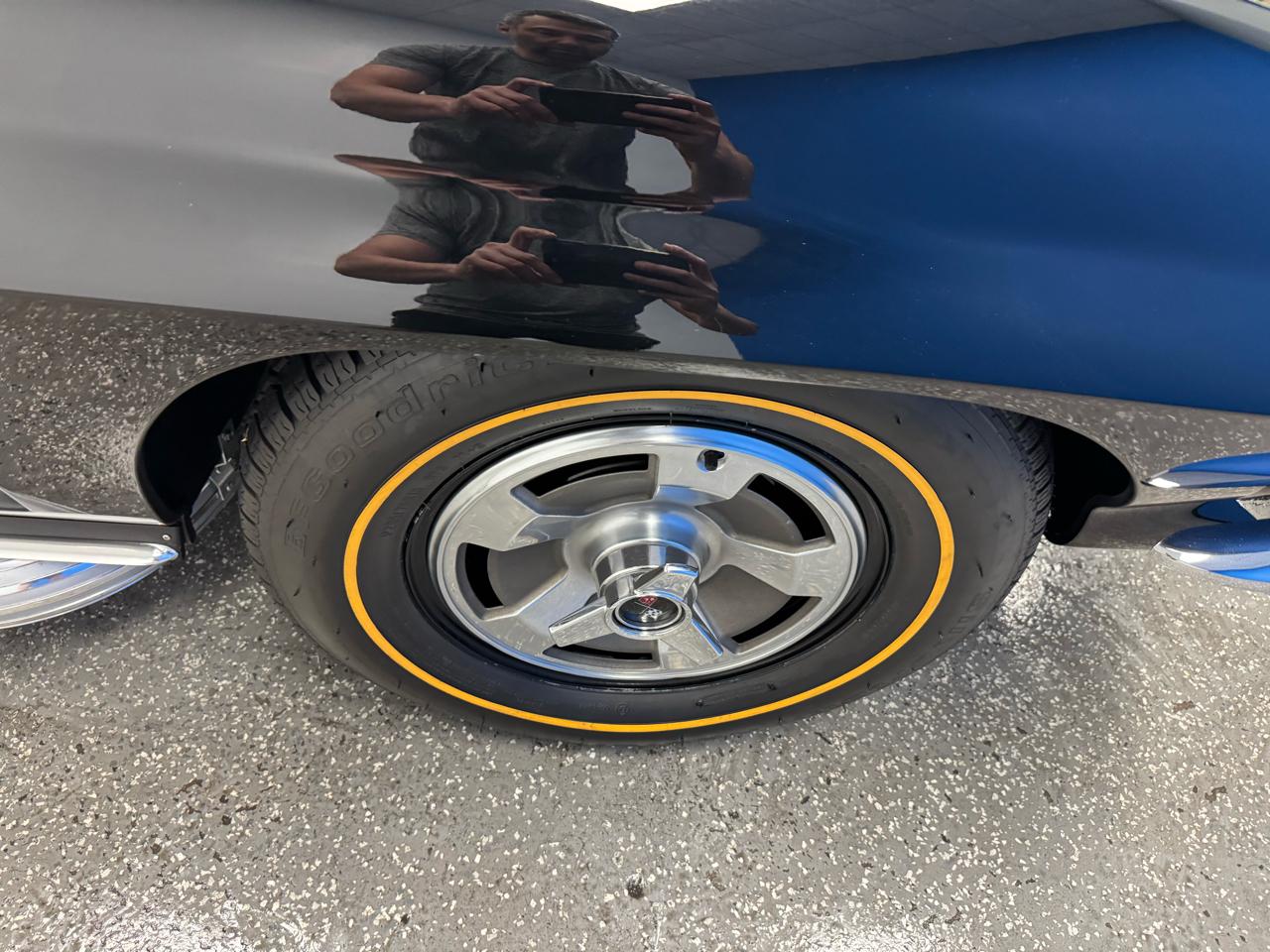 Chevrolet Corvette  1966